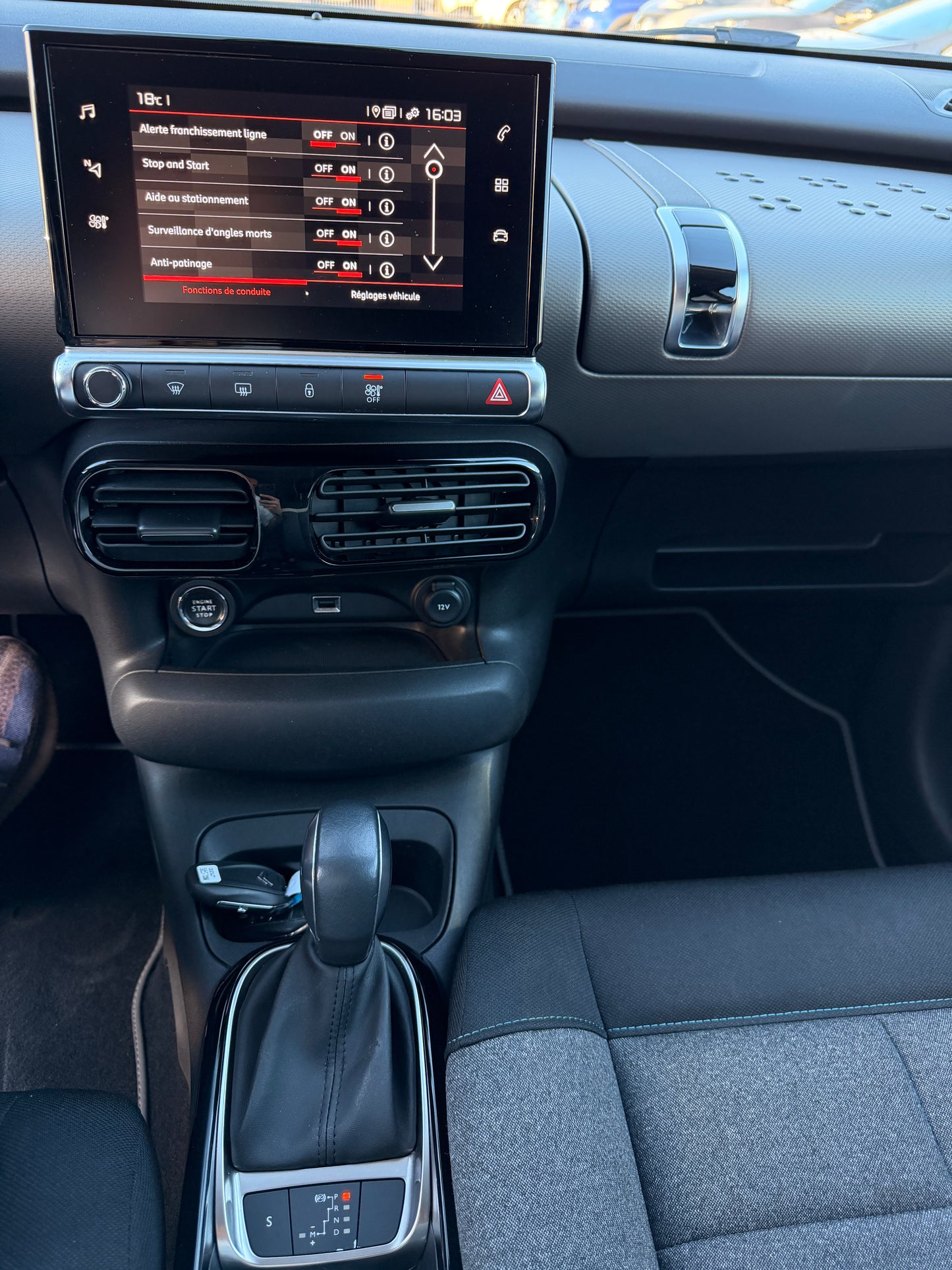 Citroën C4 Cactus citroen c4 cactus automat 2020 impecabil , garanție 1 an de zile