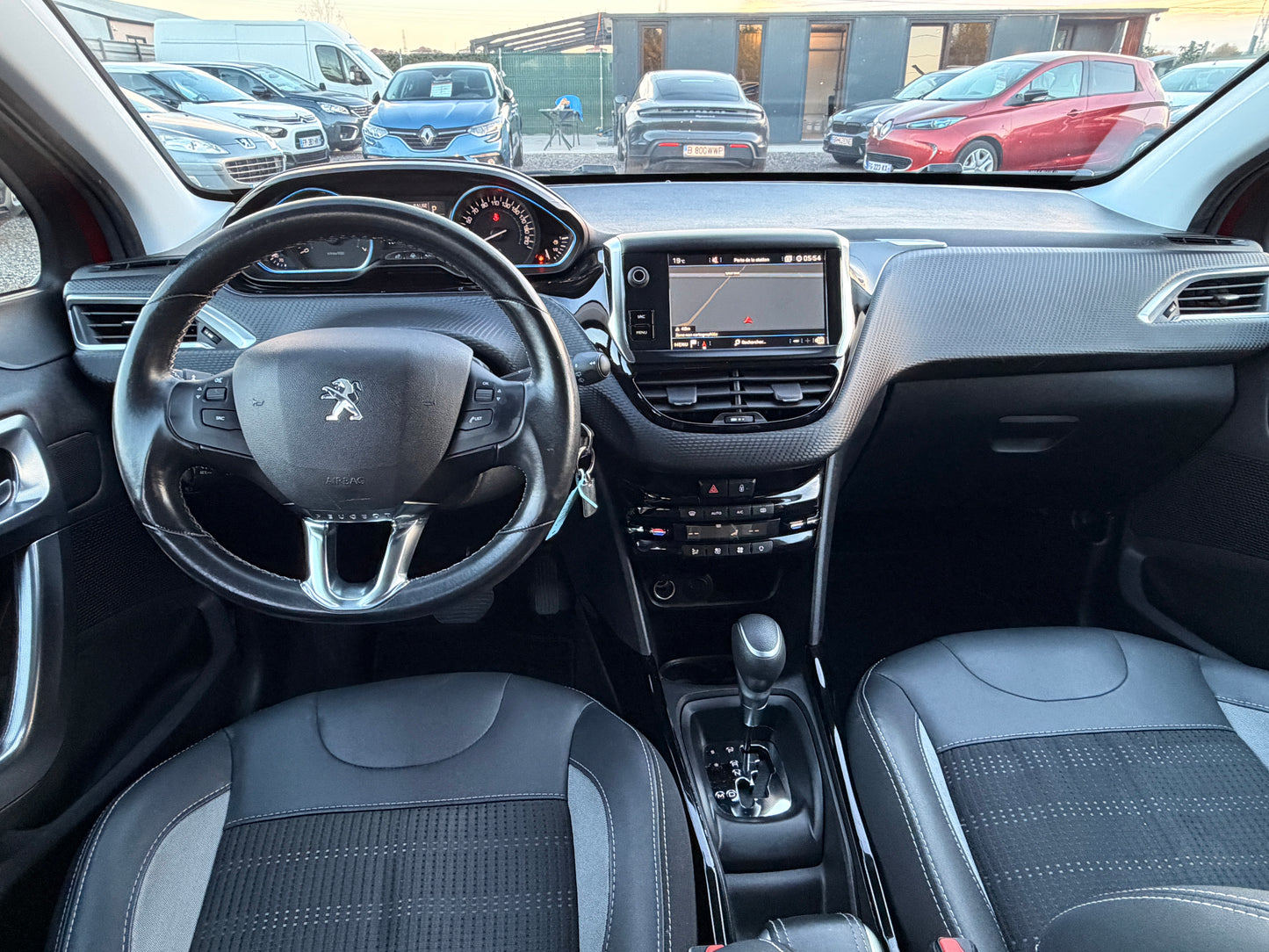 Peugeot 2008 Peugeot 2008 automat allure garantie 1 an !