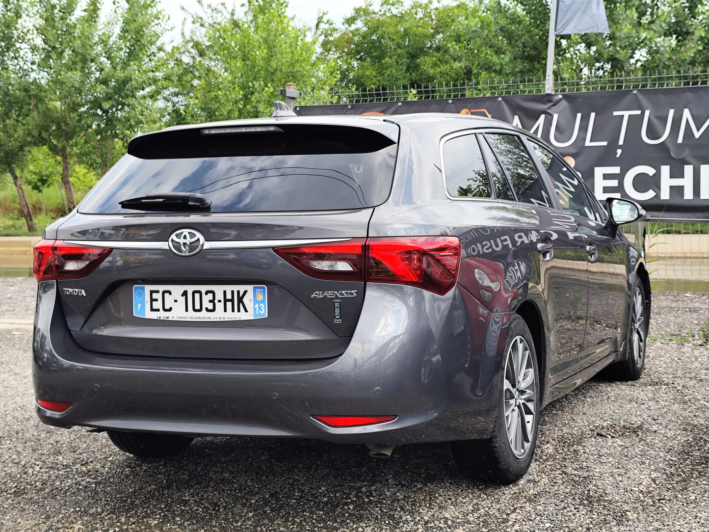 Toyota avensis