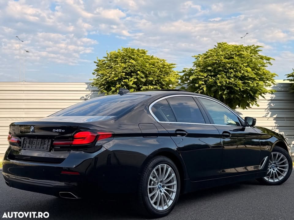 BMW Seria 5 545e xDrive AT PHEV 2023