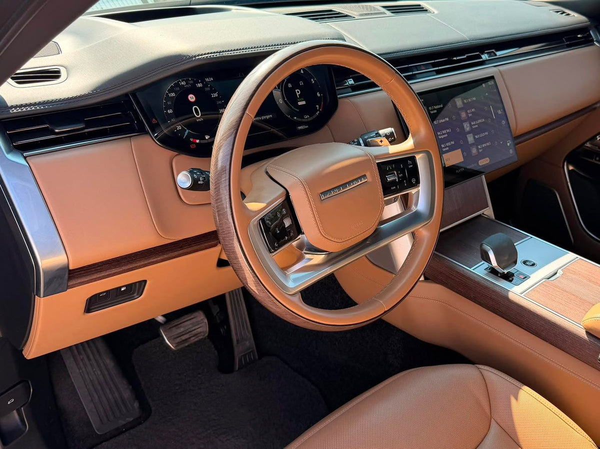 Range Rover Autobiography(L460) – Lux Executiv & Performanță de Top 2024