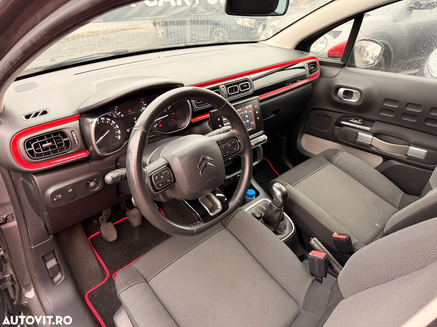 Citroën C3 Pure Tech 82 SHINE