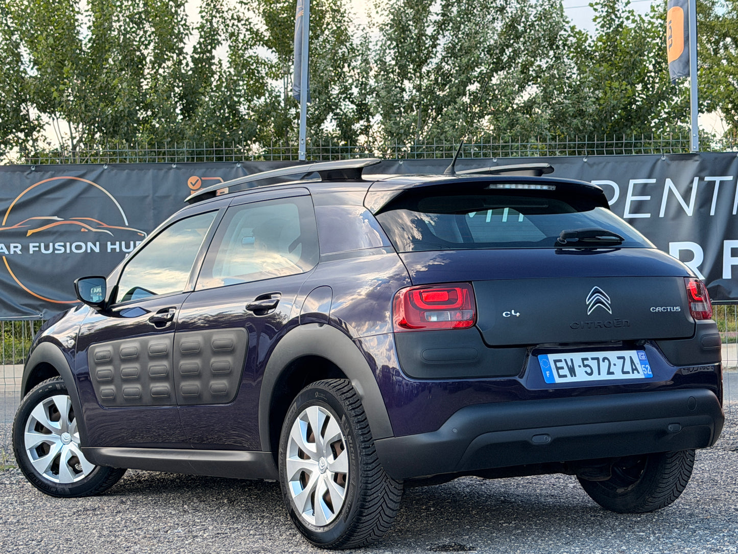 Vindem Citroen C4 cactus impecabil