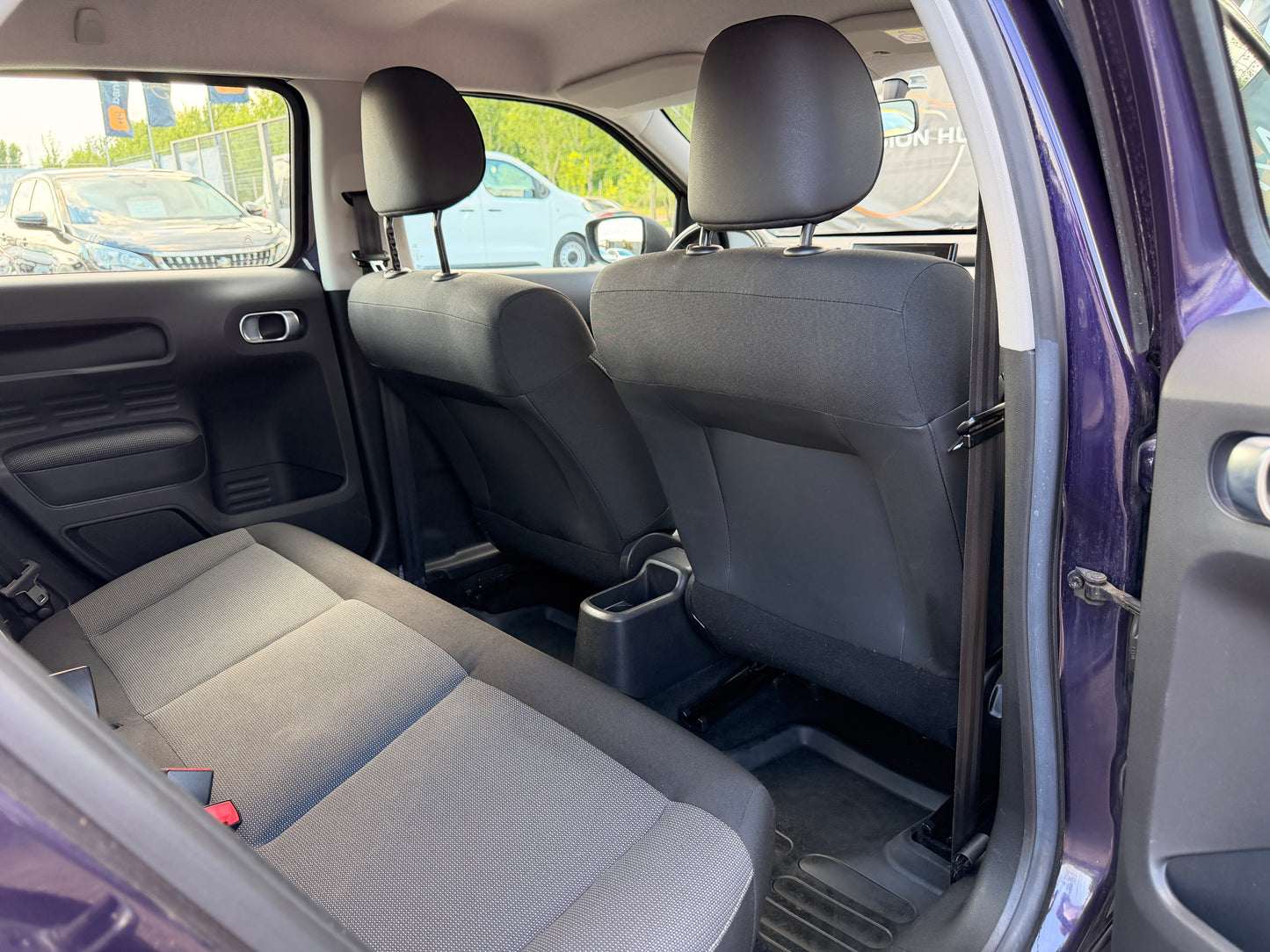 Vindem Citroen C4 cactus impecabil