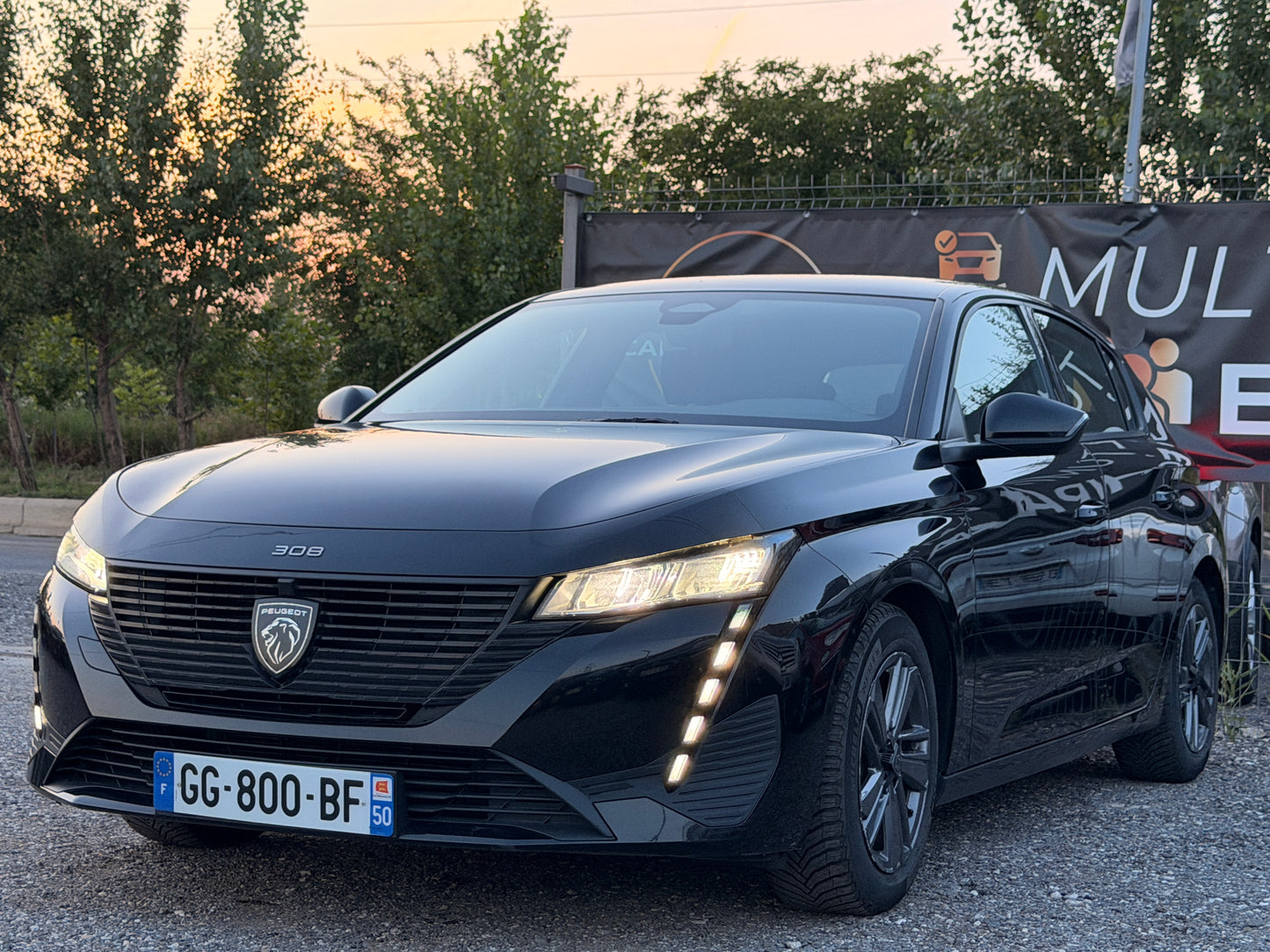 Peugeot 308  1,2 benzina 130 cai!
