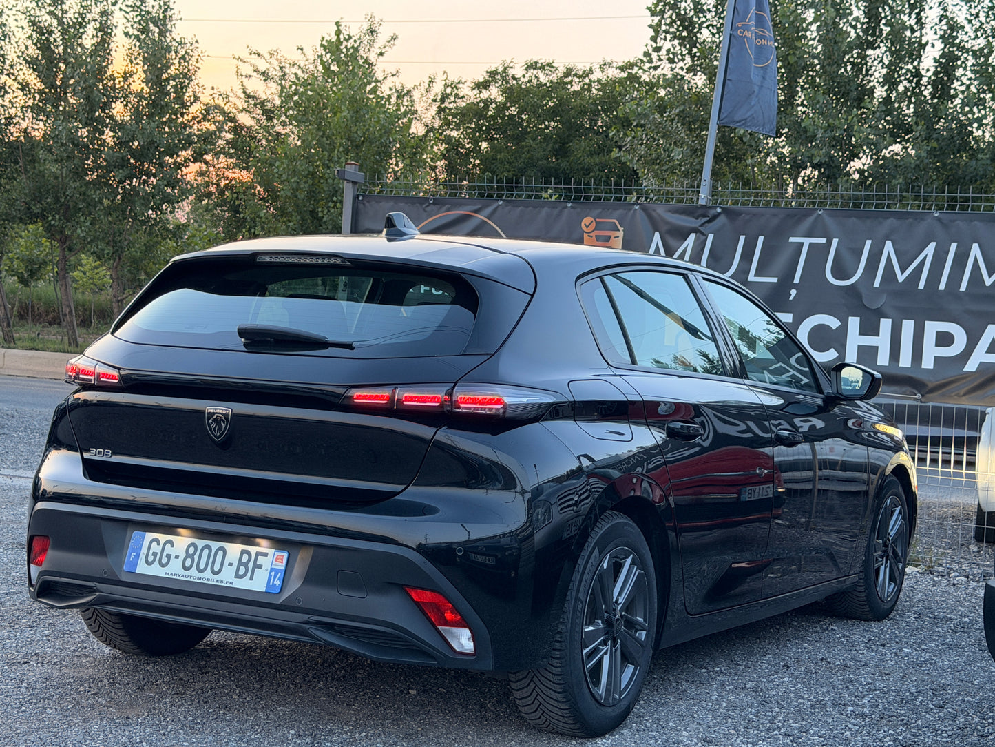 Peugeot 308  1,2 benzina 130 cai!