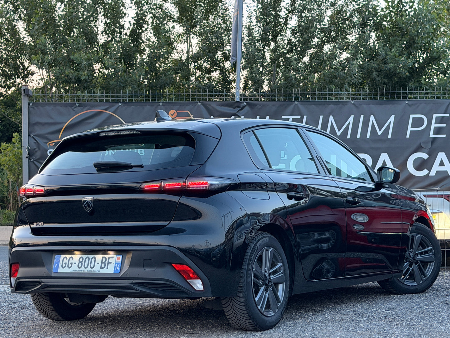 Peugeot 308  1,2 benzina 130 cai!
