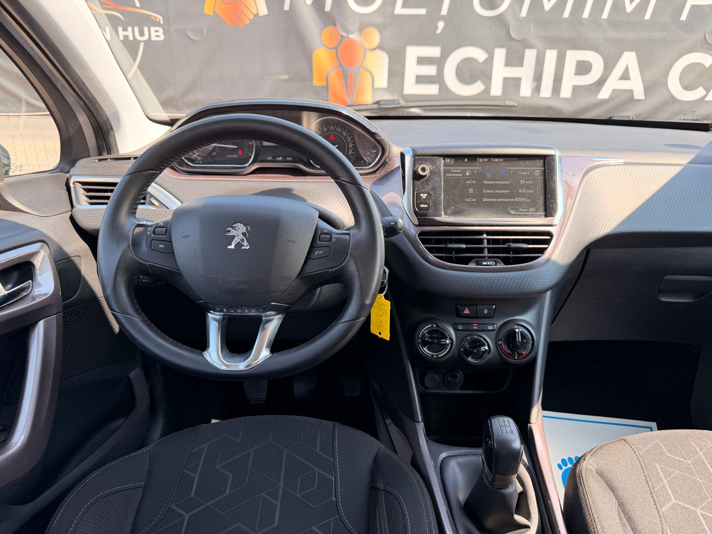 Vindem peugeot 2008 in stare perfecta