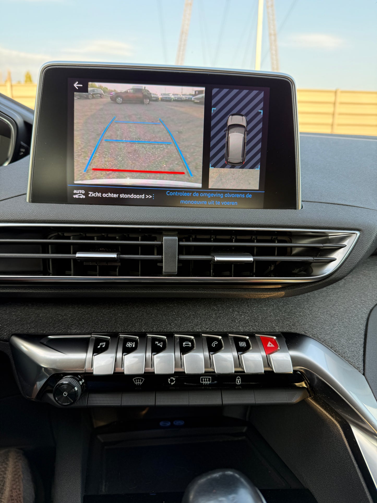 Peugeot 3008 Peugeot 3008 allure faruri led camera impecabil !