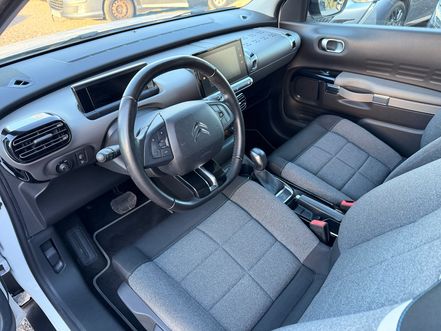 Citroën C4 Cactus citroen c4 cactus automat 2020 impecabil , garanție 1 an de zile