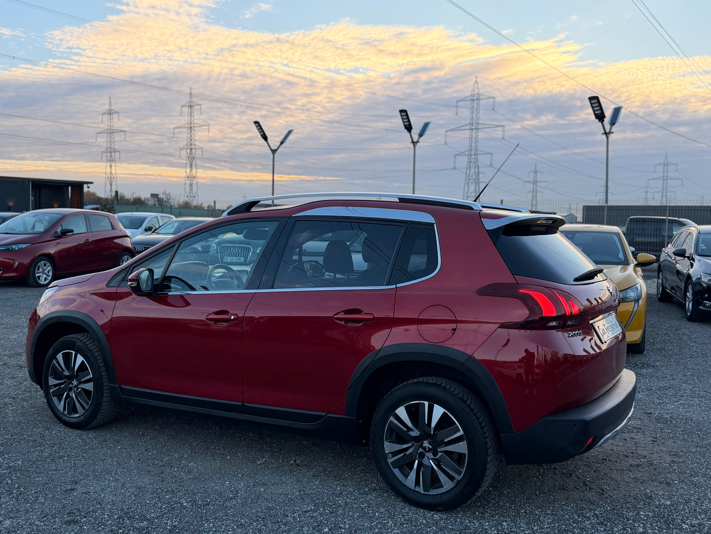 Peugeot 2008 Peugeot 2008 automat allure garantie 1 an !