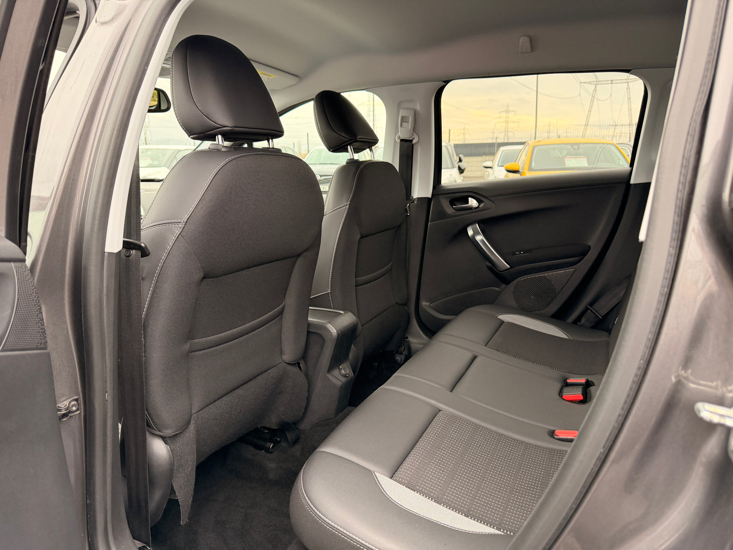 peugeot 2008 automat garantie 1 an de zile camera marsalier !