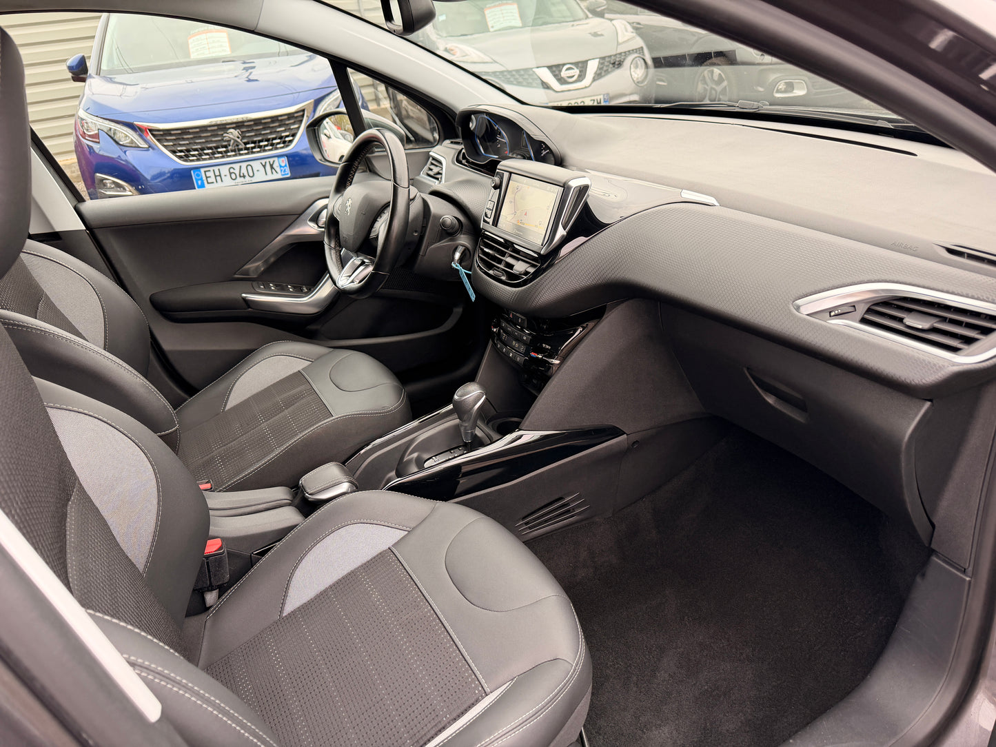 peugeot 2008 automat garantie 1 an de zile camera marsalier !