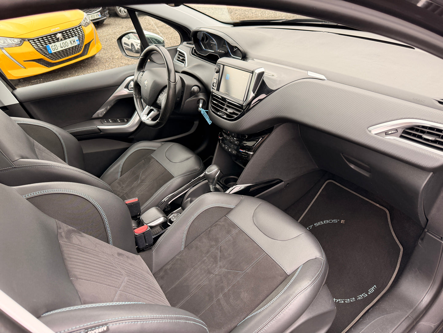 Peugeot 2008 peugeot 2008 automat garantie 1 an de zile camera marsalier !