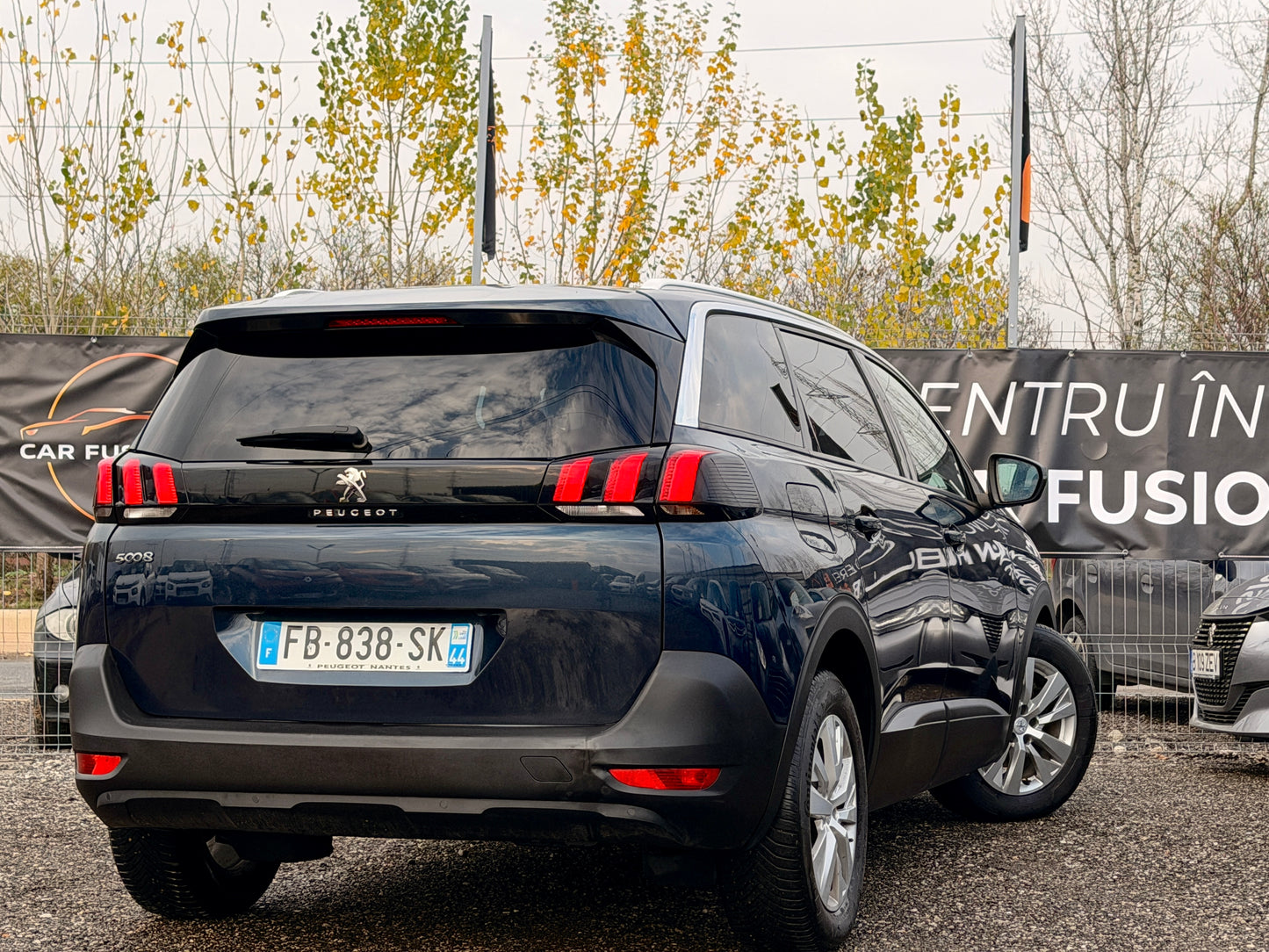 Videm Peugeot 5008 Automat 7 Locuri Garantie 1 an de zile !