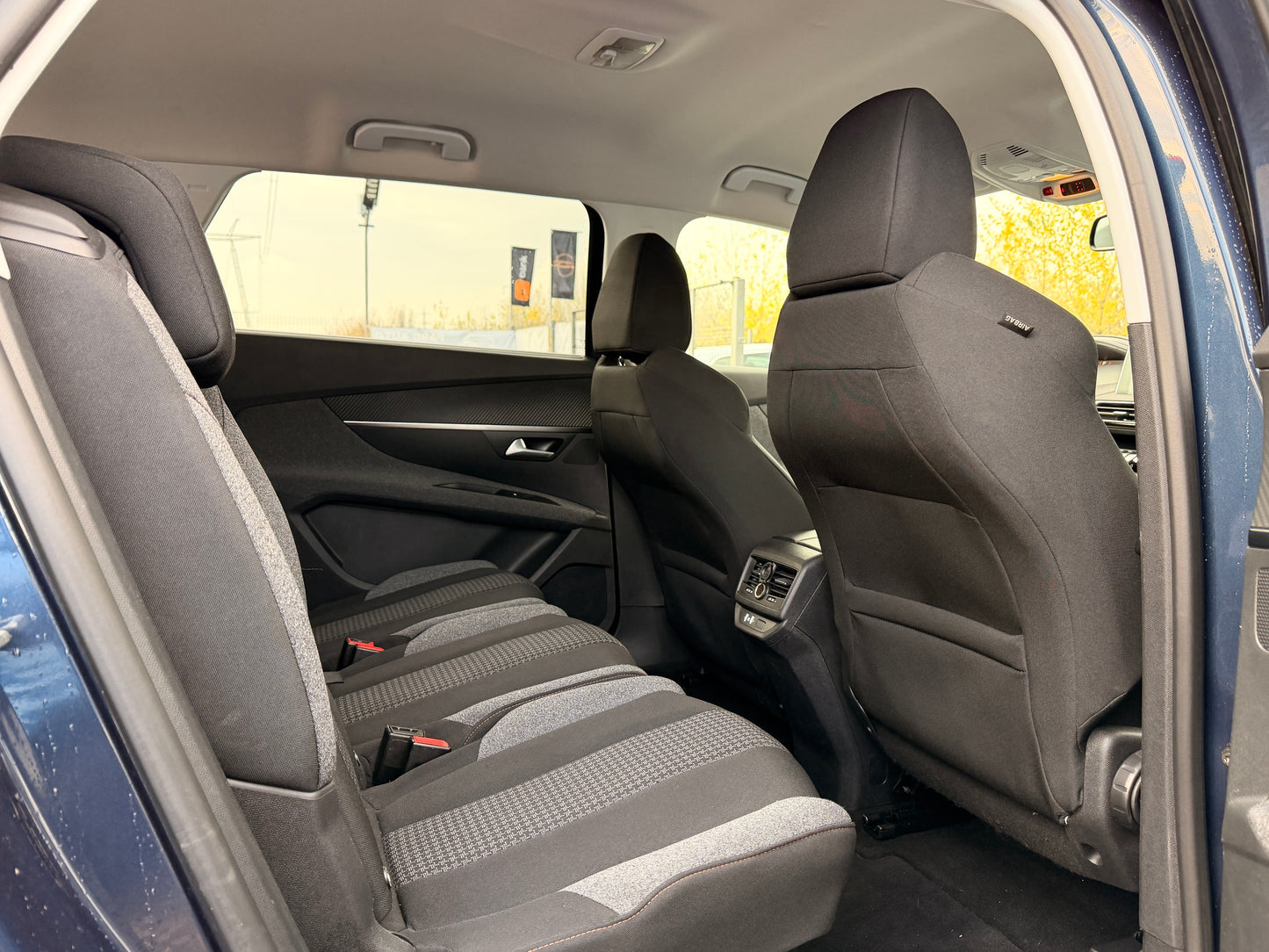 Videm Peugeot 5008 Automat 7 Locuri Garantie 1 an de zile !