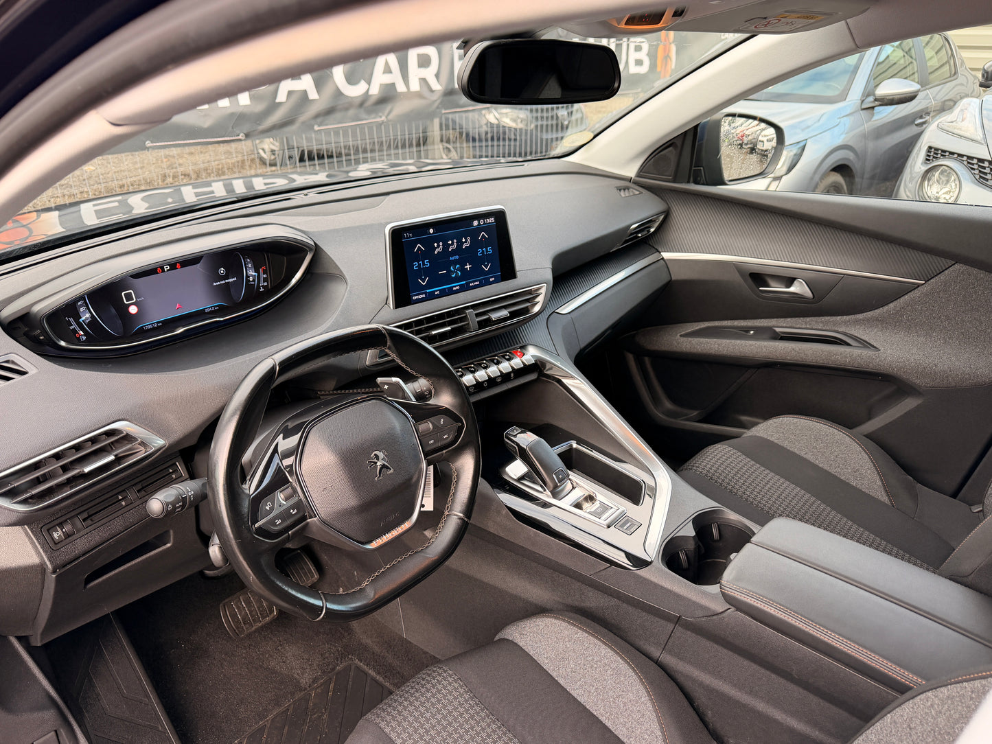 Videm Peugeot 5008 Automat 7 Locuri Garantie 1 an de zile !