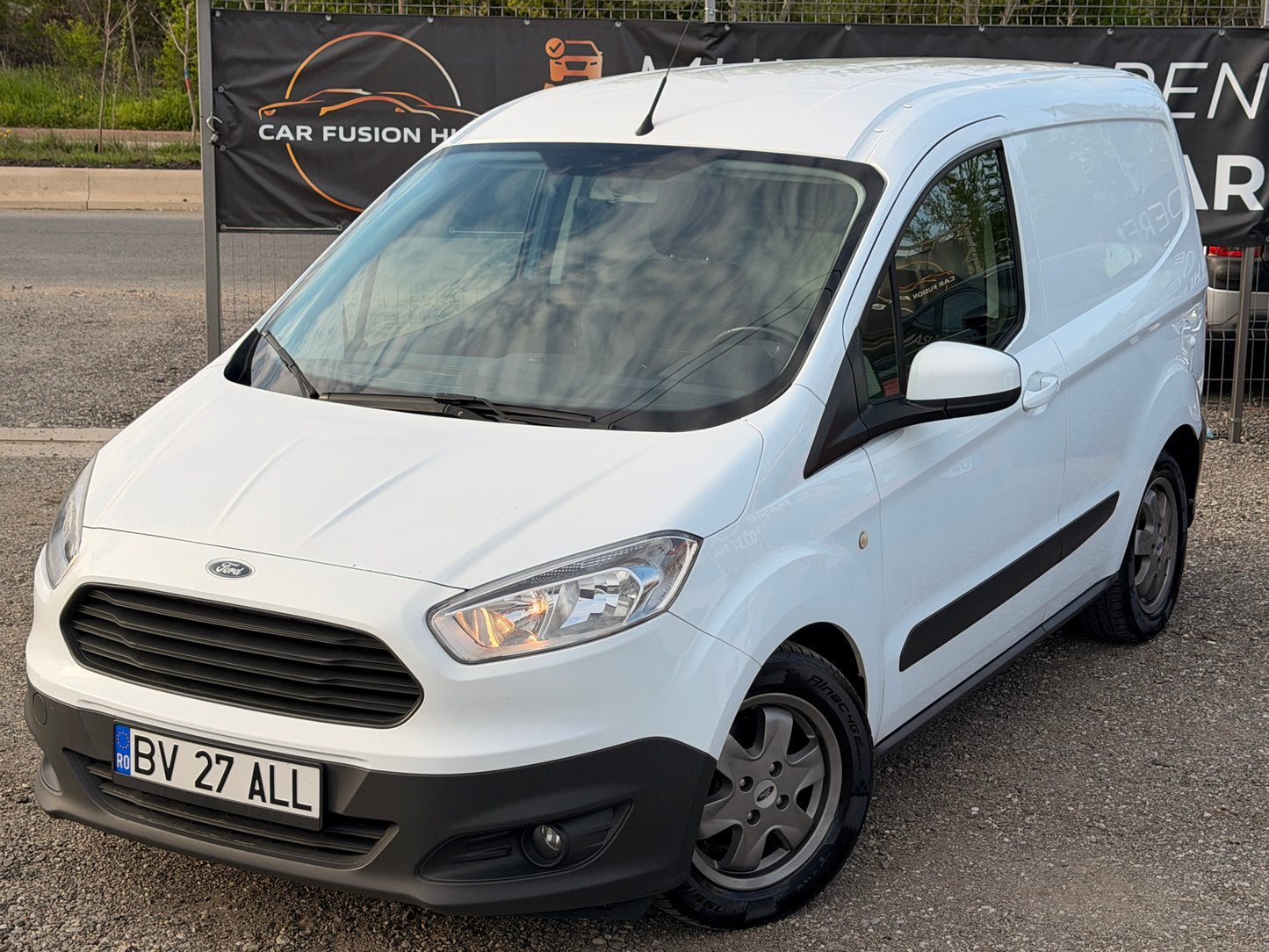 Ford Courier