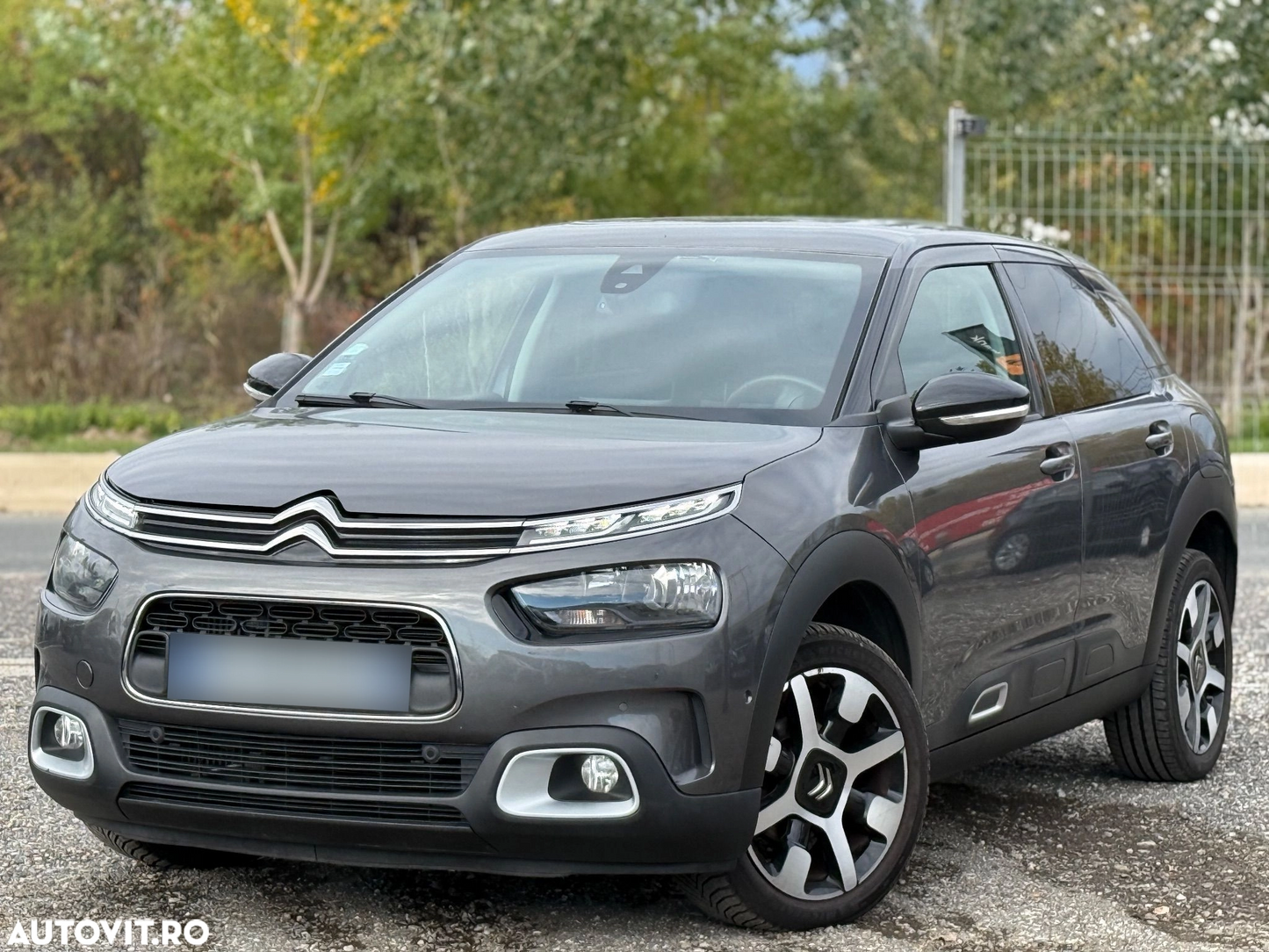 Citroën C4 Cactus Pure Tech 110 Stop&Start EAT6 Shine